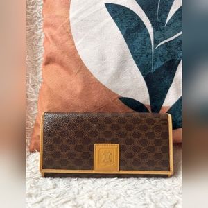 Authentic CELINE Kisslock Long Wallet